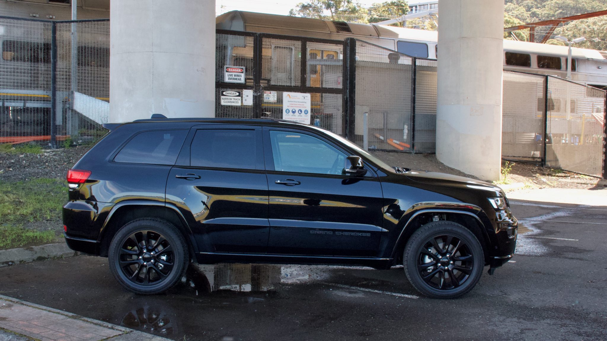 2020 Jeep Grand Cherokee Night Eagle Review | DiscoverAuto