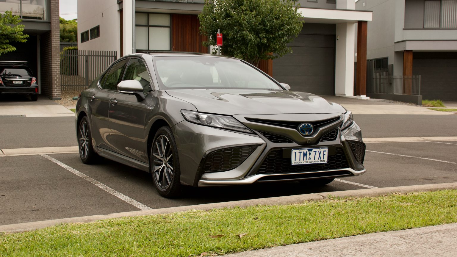 2022 Toyota Camry Sl 25l Hybrid E Cvt Review Discoverauto