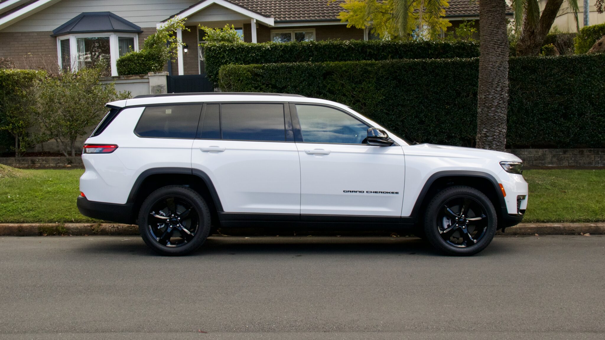 2024 Jeep Grand Cherokee Night Eagle Review DiscoverAuto