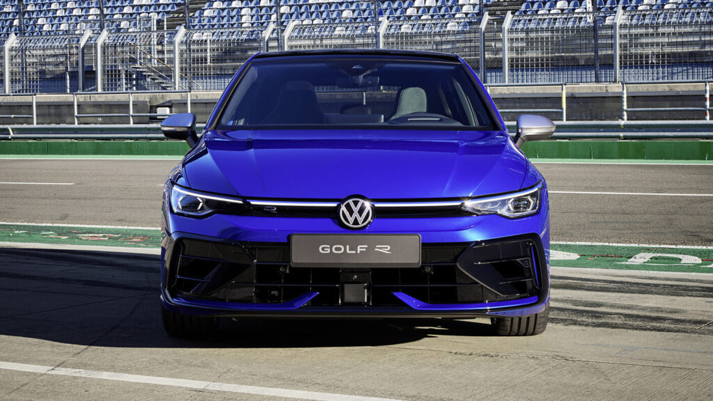 2025 VW Golf R